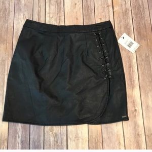 { Volcom } NWT leather skirt